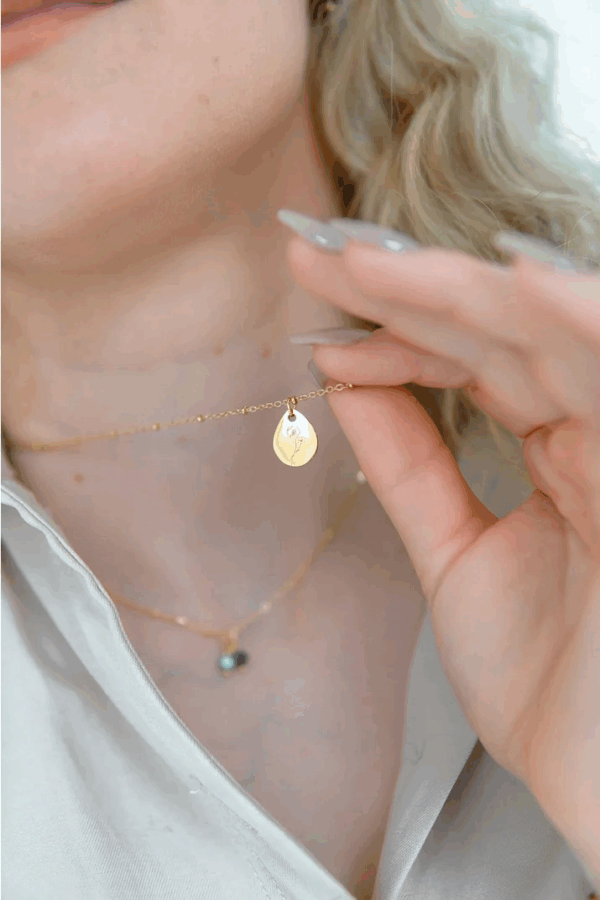saint-clairmont-geboortebloem-ketting-goud